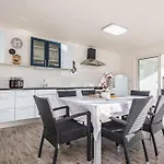 Apartment Olujic 1 By Interhome *