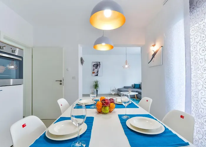 Olujic 1 By Interhome Apartmán Vir