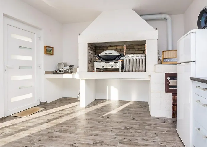 Olujic 1 By Interhome Apartmán