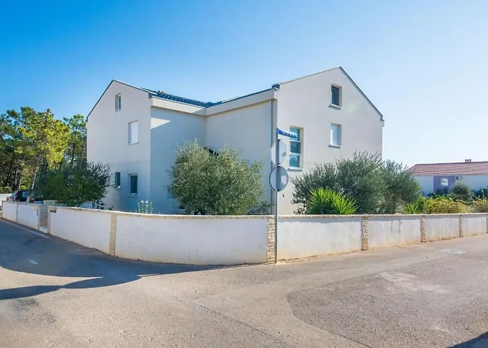 Olujic 1 By Interhome Apartmán Vir