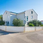 Olujic 1 By Interhome Appartamento Vir