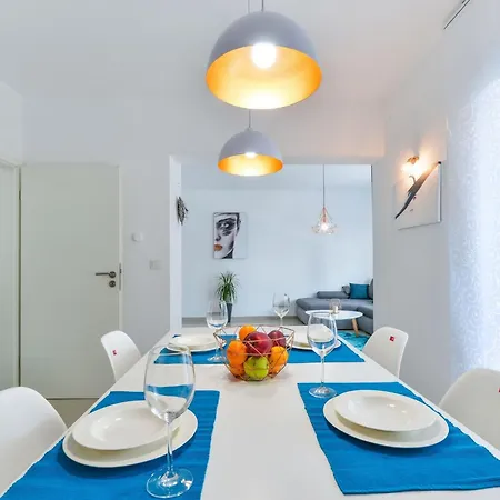 Olujic 1 By Interhome Apartamento Vir
