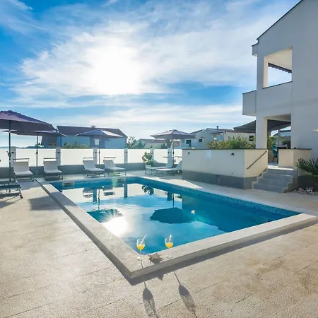 Olujic 1 By Interhome * Vir
