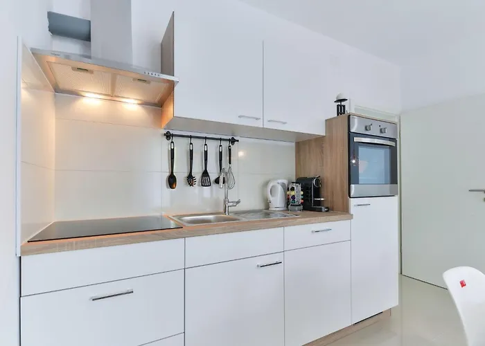 Olujic 1 By Interhome *