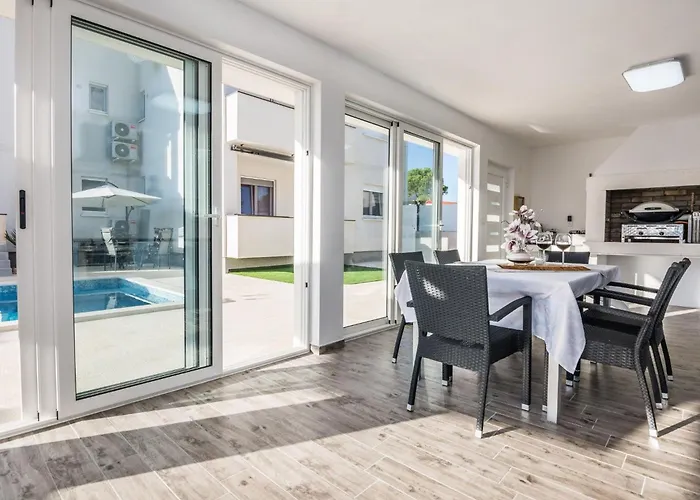 Olujic 1 By Interhome 维尔